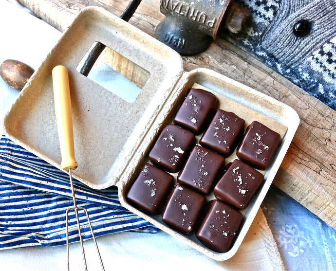 Medium Caramel & Chocolate Bar Bundle - Farmhouse Chocolates