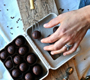 Dark Chocolate Truffles (12 pieces) - Farmhouse Chocolates