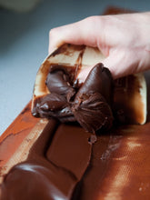 Load image into Gallery viewer, Dark Chocolate Truffles (6 pieces) - Farmhouse Chocolates